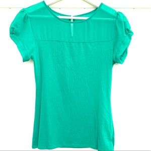 Express - Green Short-Sleeved Shirt w/Mesh - Small